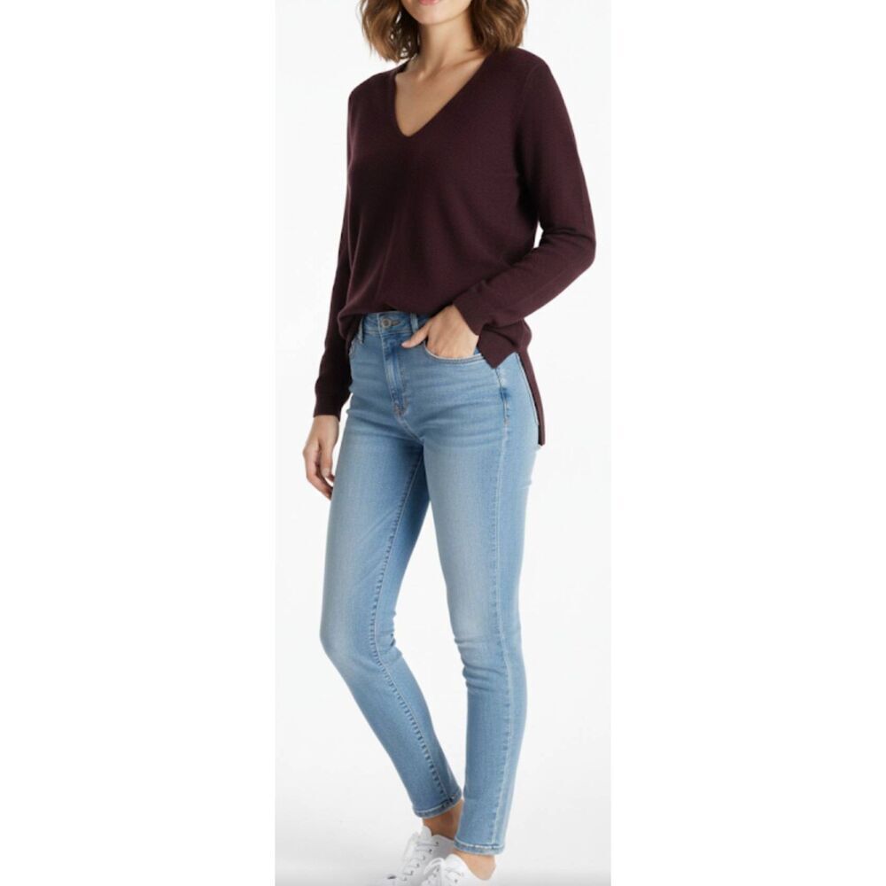 Allude womens medium 100% cashmere sweater purple capsule timeless classic